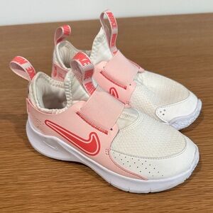 Nike Kids Sneakers in Pink and Cream